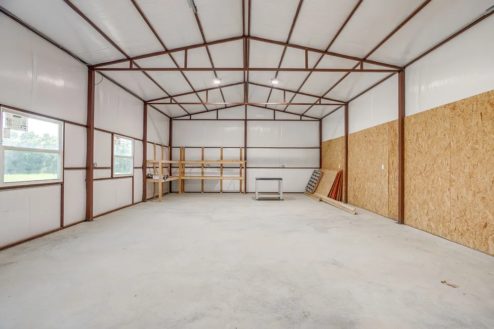 13901 County Road 102 Grandview, TX 76050