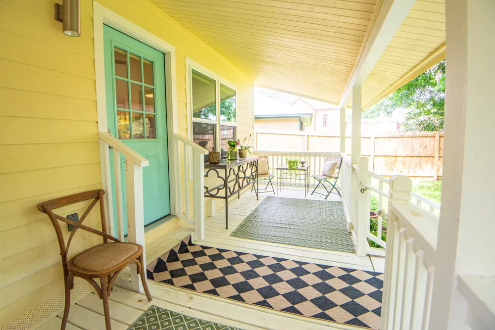 1105 E Alamo Brenham, TX 77833
