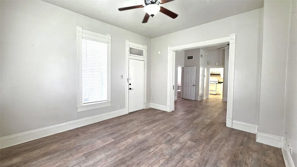 145 Kealy Street #2 Lewisville, TX 75057
