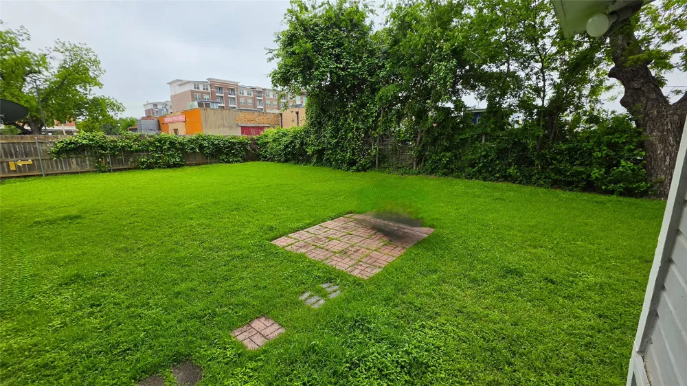 145 Kealy Street #2 Lewisville, TX 75057