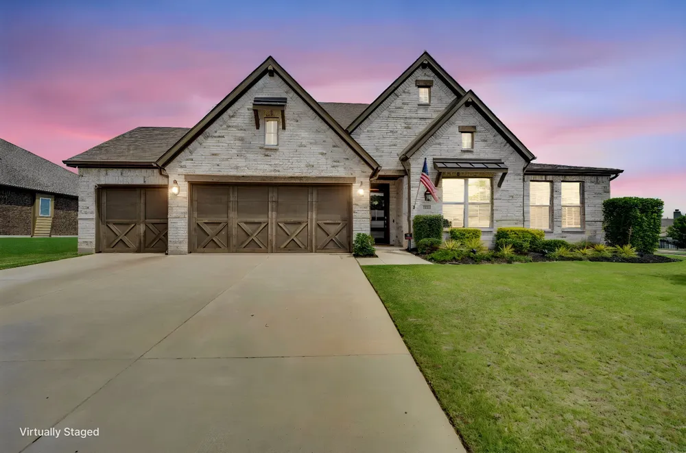 1601 Bearpath Way Gunter, TX 75058