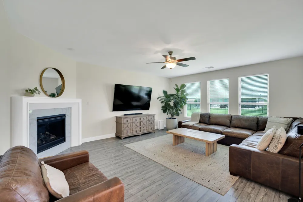 1601 Bearpath Way Gunter, TX 75058