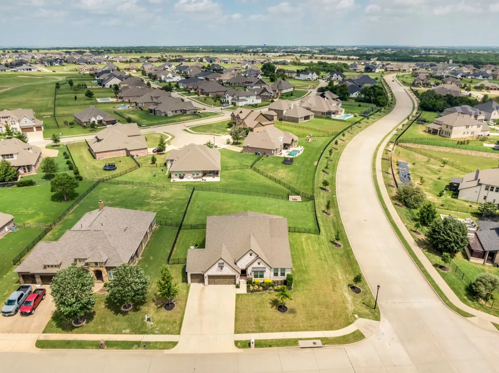 1601 Bearpath Way Gunter, TX 75058