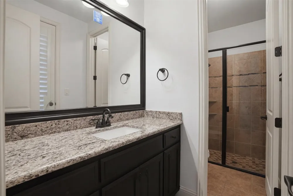 715 Simmons Road Double Oak, TX 75077