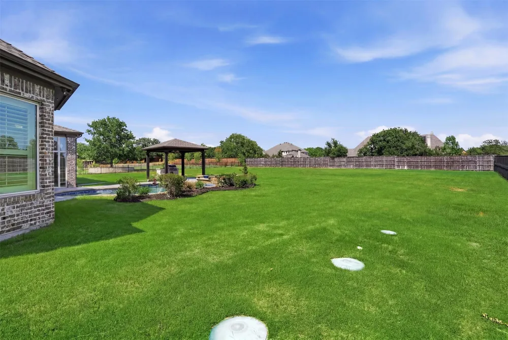 715 Simmons Road Double Oak, TX 75077