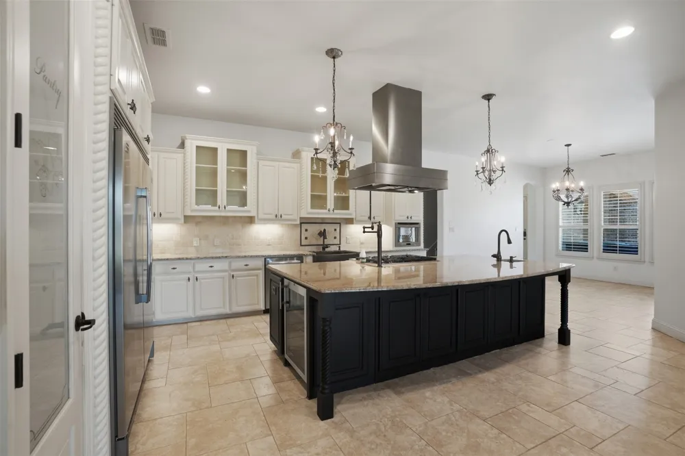 715 Simmons Road Double Oak, TX 75077