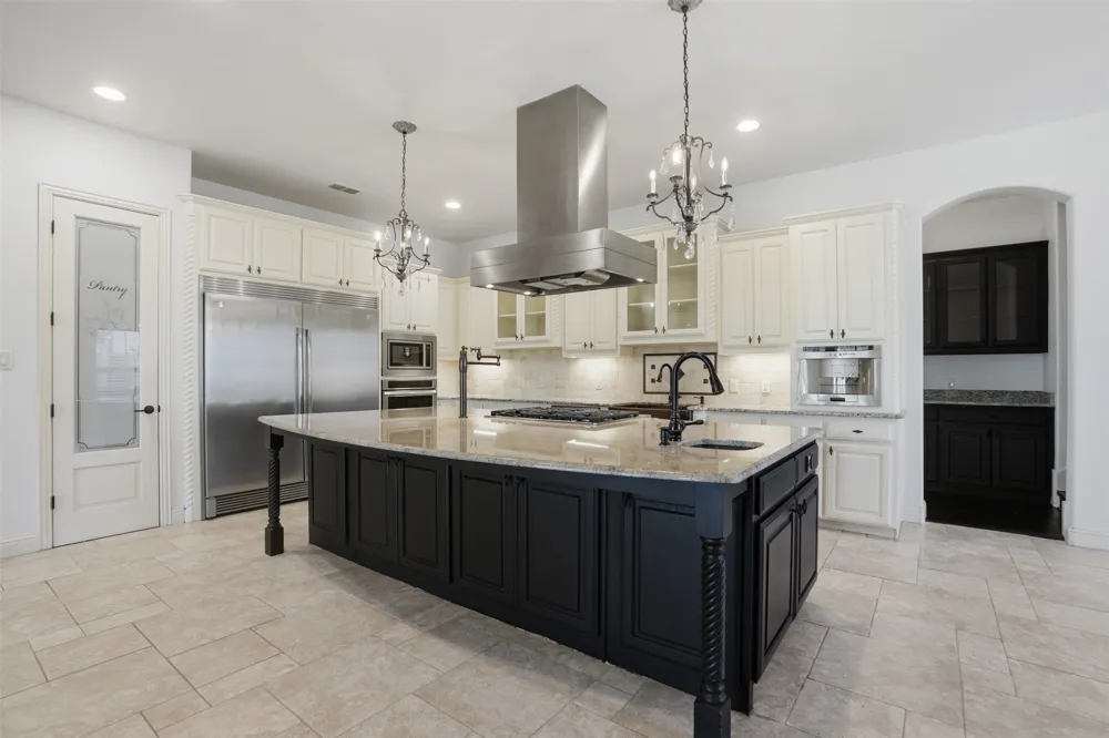 715 Simmons Road Double Oak, TX 75077