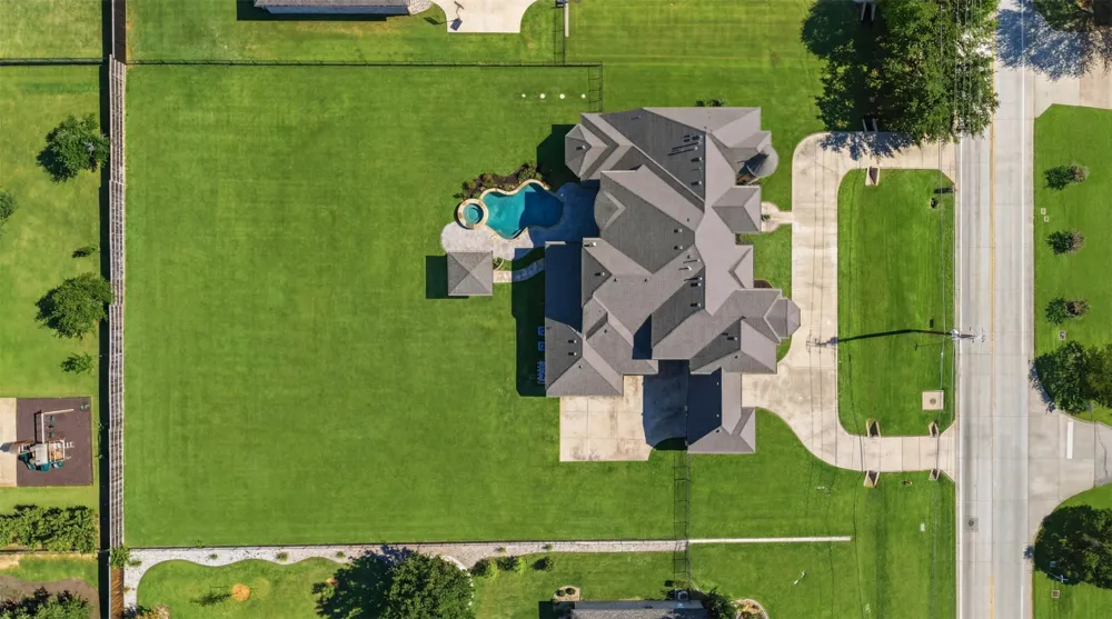 715 Simmons Road Double Oak, TX 75077
