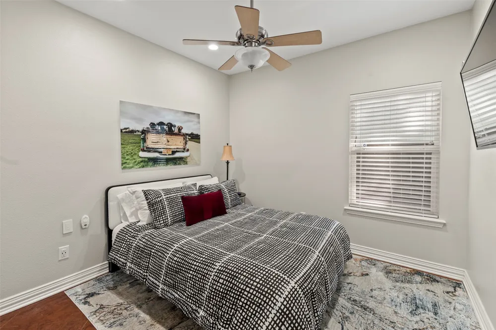 124 Robin Hood Way Gun Barrel City, TX 75156