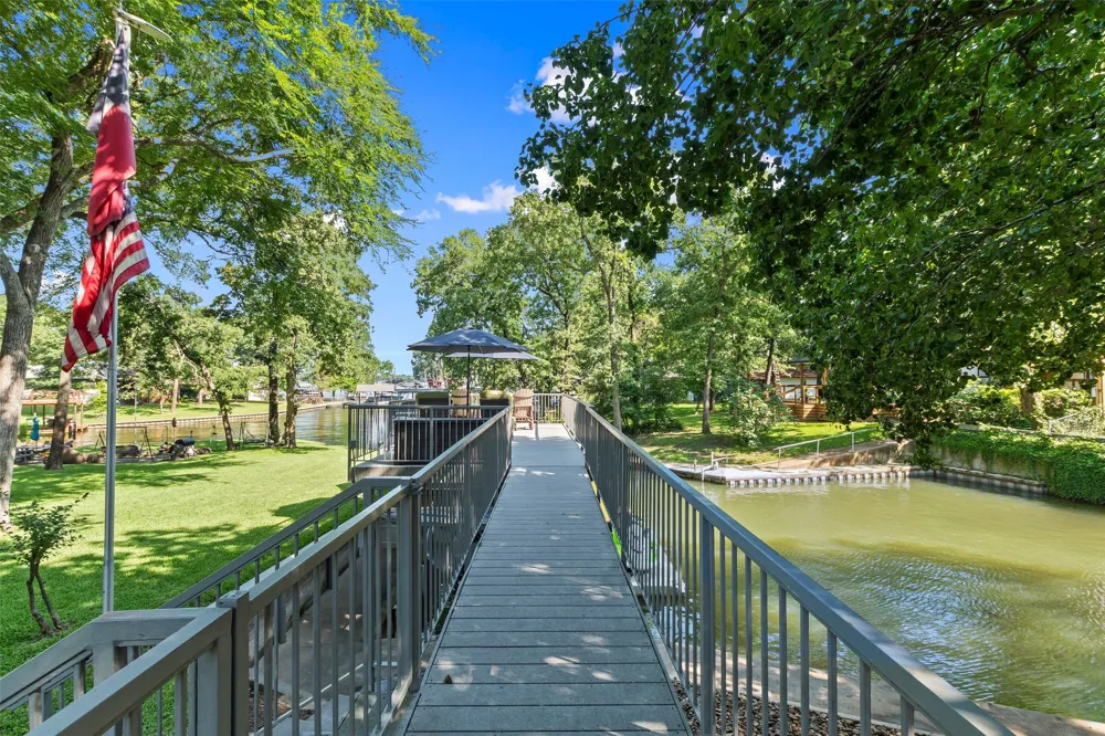 124 Robin Hood Way Gun Barrel City, TX 75156