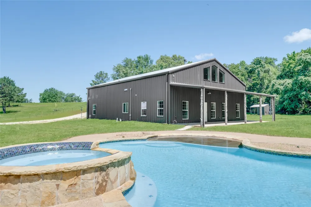 2455 An County Road 453 Palestine, TX 75803