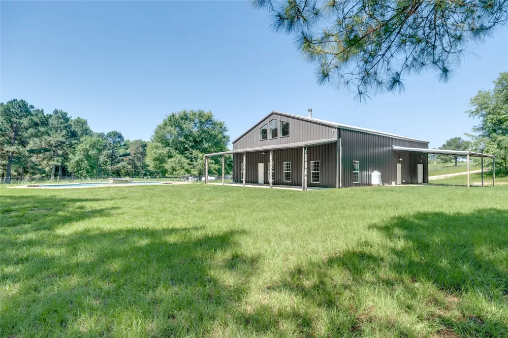 2455 An County Road 453 Palestine, TX 75803