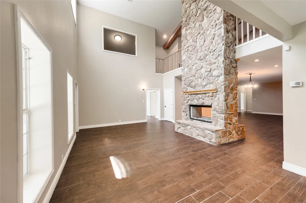 2455 An County Road 453 Palestine, TX 75803