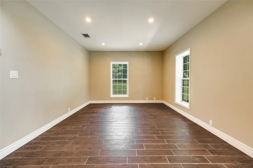 2455 An County Road 453 Palestine, TX 75803