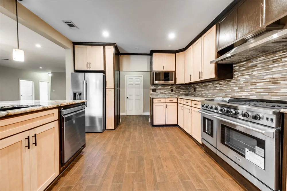 2455 An County Road 453 Palestine, TX 75803