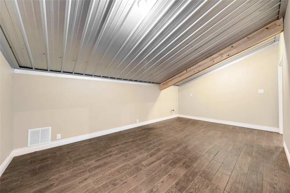 2455 An County Road 453 Palestine, TX 75803