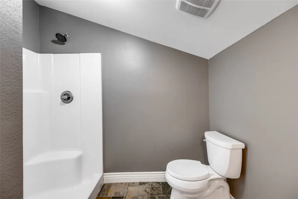2455 An County Road 453 Palestine, TX 75803