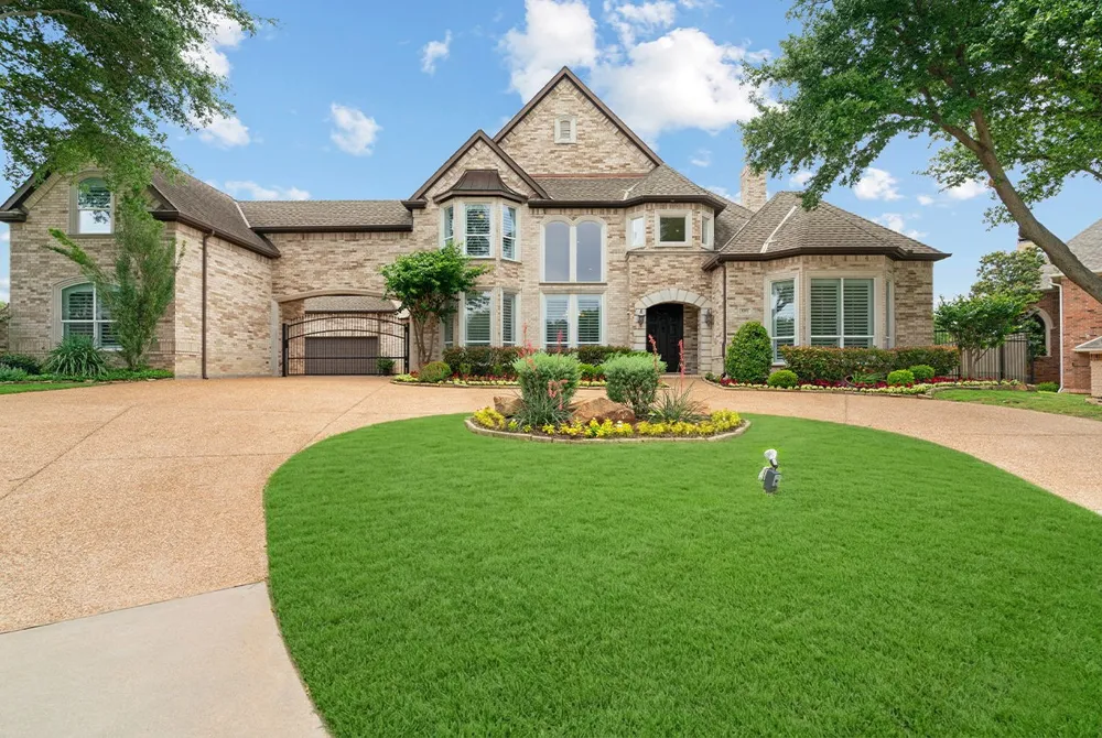 1203 Earlston Court Southlake, TX 76092