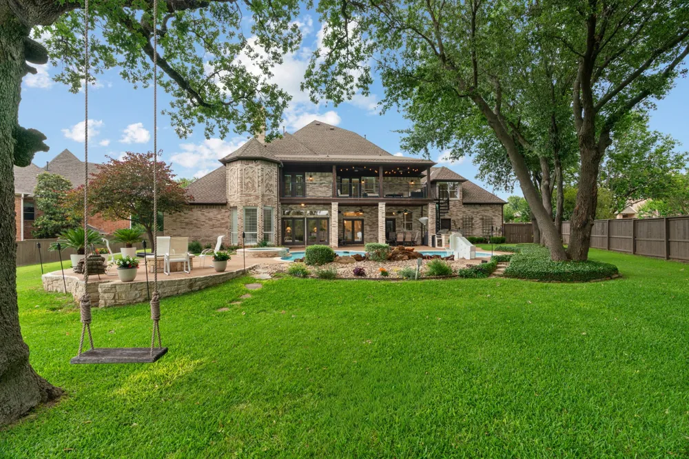 1203 Earlston Court Southlake, TX 76092