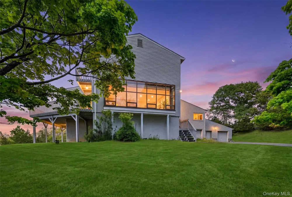 15 Deer Pond Drive Warwick, NY 10990