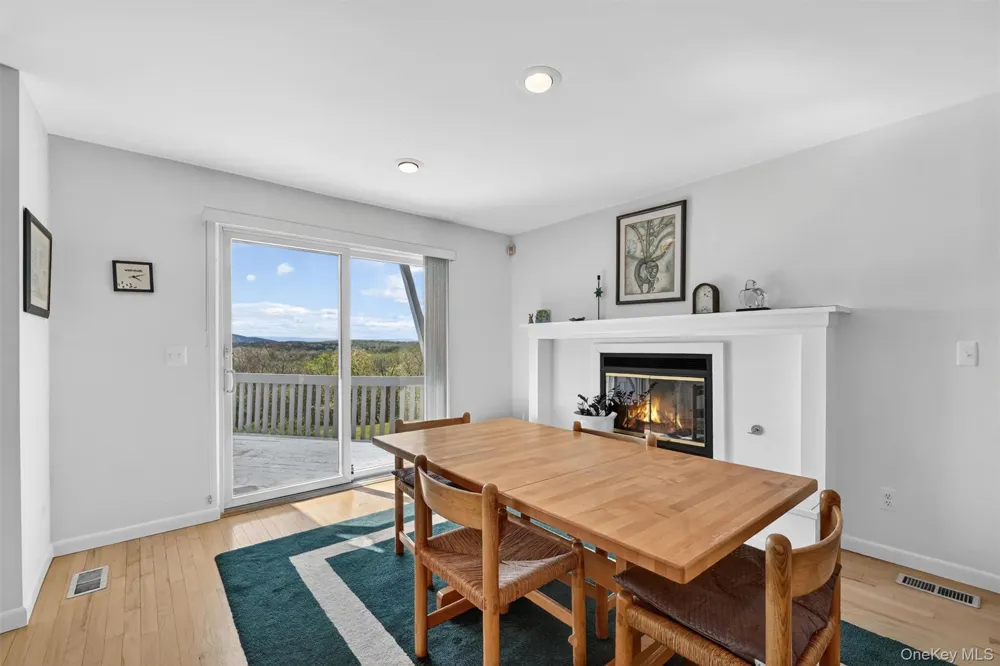 15 Deer Pond Drive Warwick, NY 10990