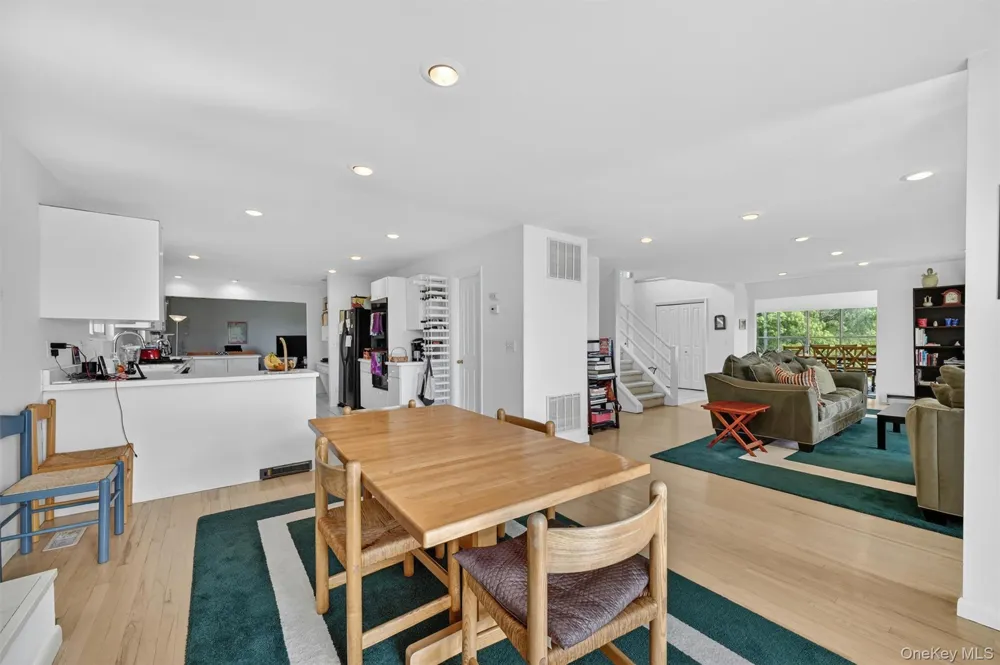 15 Deer Pond Drive Warwick, NY 10990