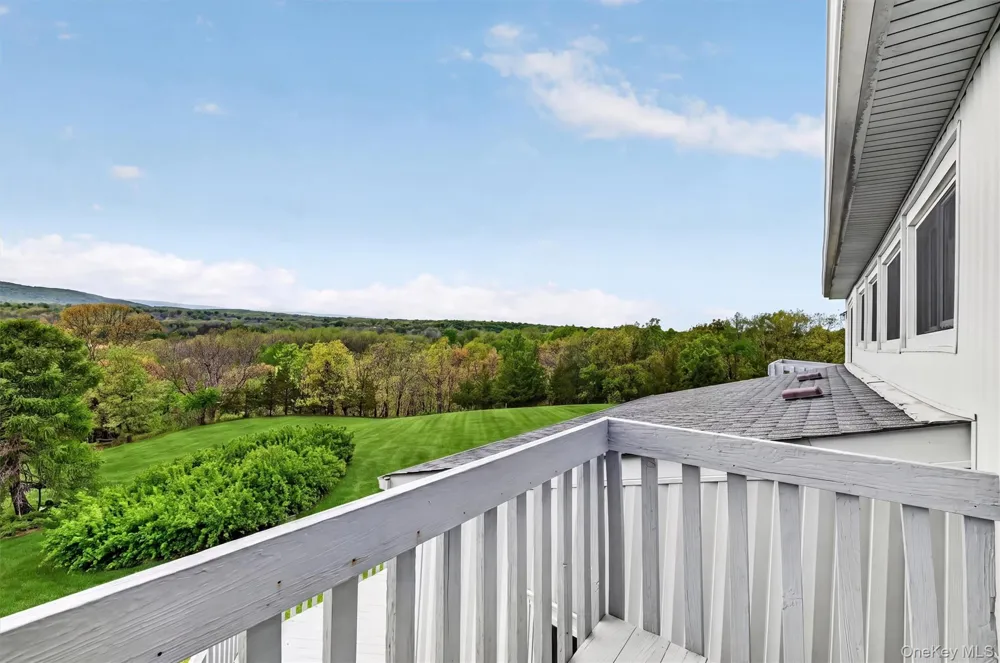 15 Deer Pond Drive Warwick, NY 10990