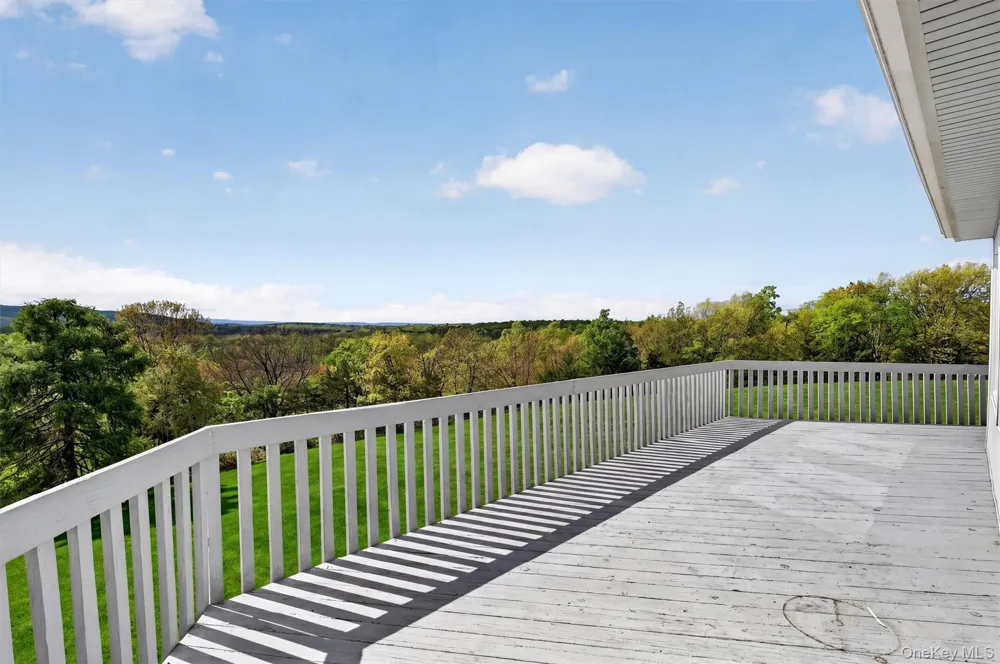 15 Deer Pond Drive Warwick, NY 10990