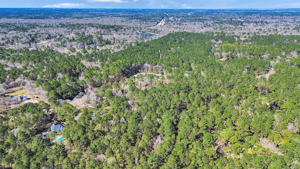 1828 Country Creek Court Magnolia, TX 77354