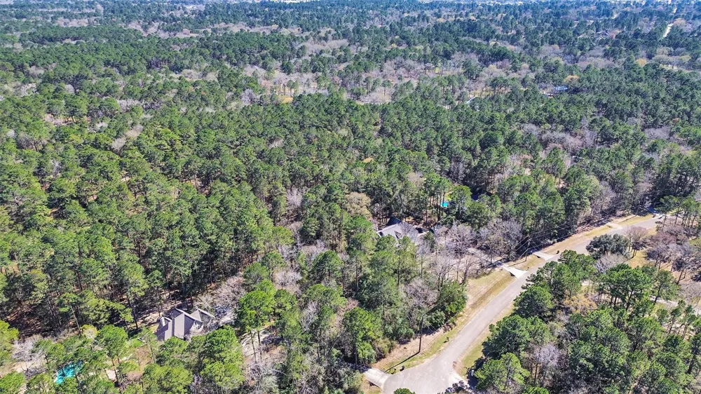 1828 Country Creek Court Magnolia, TX 77354