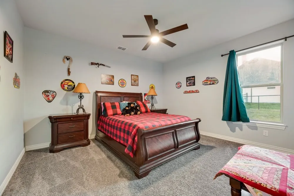 252 Agua Linda Drive Godley, TX 76044