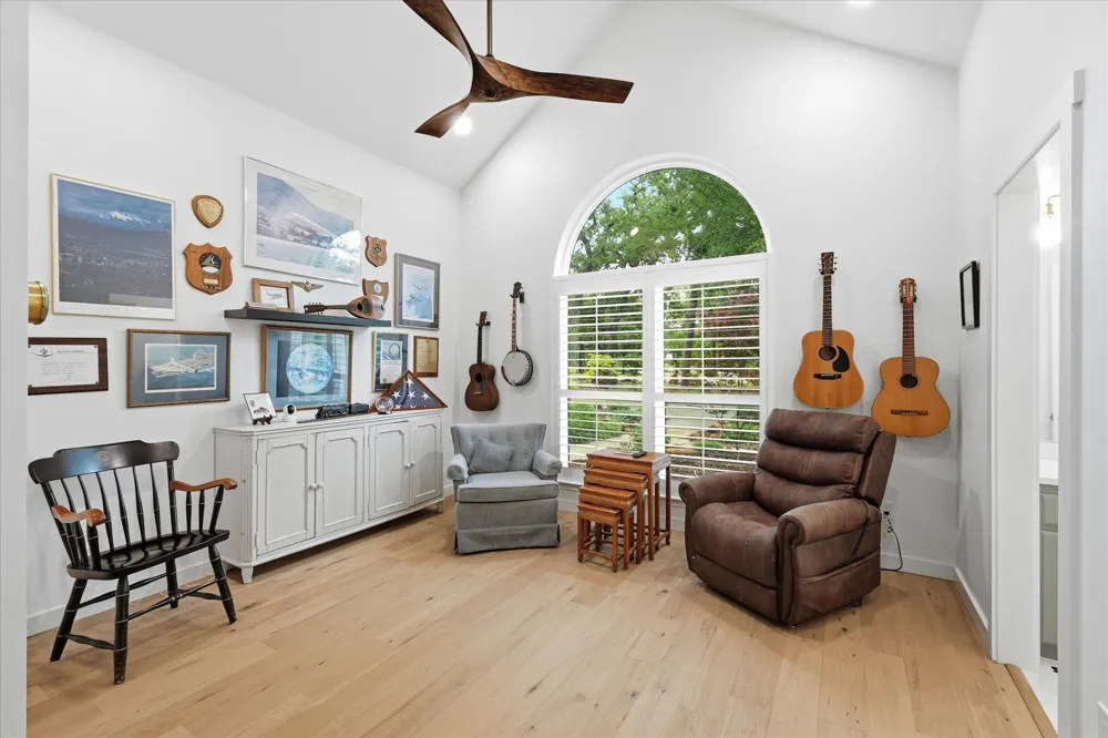 101 W Oak Shores Drive Cross Roads, TX 76227