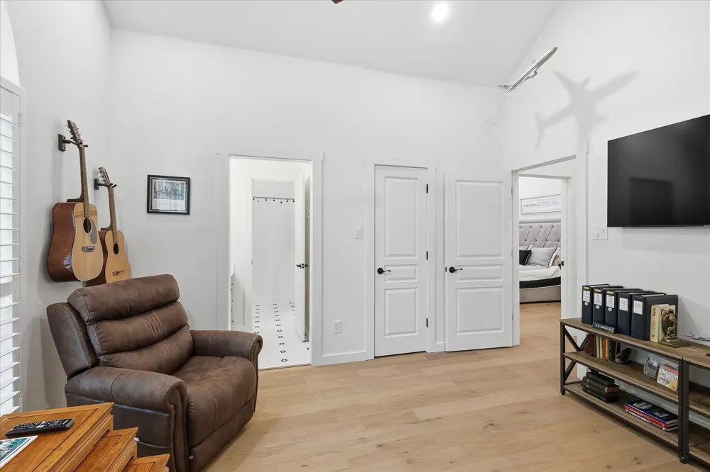 101 W Oak Shores Drive Cross Roads, TX 76227