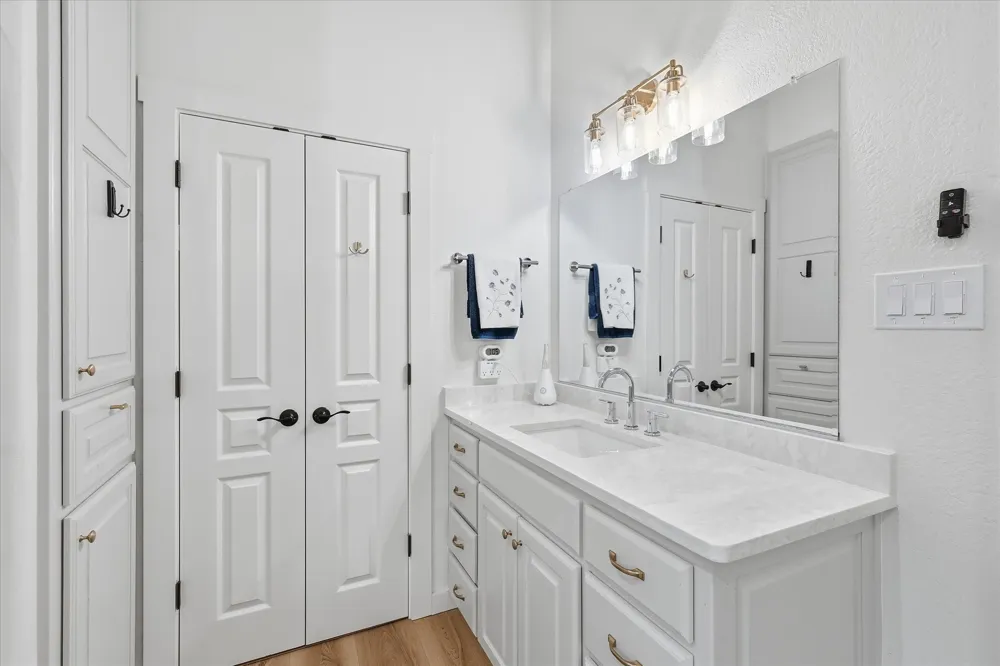101 W Oak Shores Drive Cross Roads, TX 76227