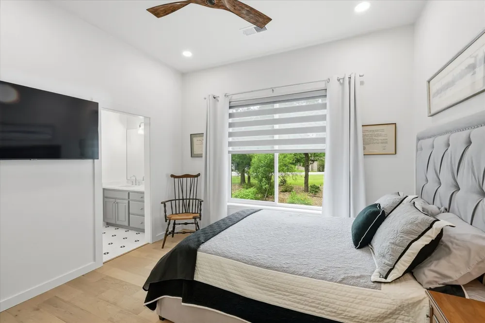101 W Oak Shores Drive Cross Roads, TX 76227
