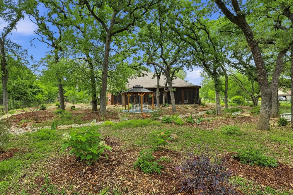 101 W Oak Shores Drive Cross Roads, TX 76227