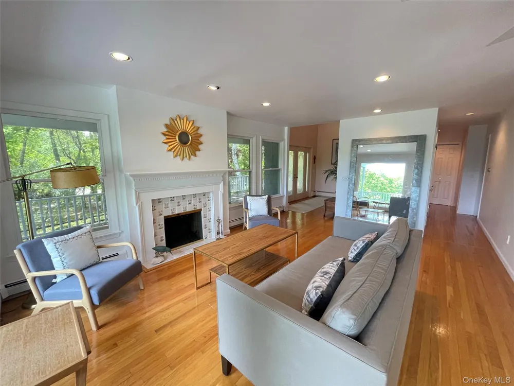 4 Irene Lane Shelter Island, NY 11964