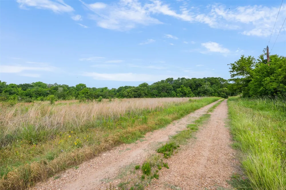 1338 Hwy 237 Round Top, TX 78954
