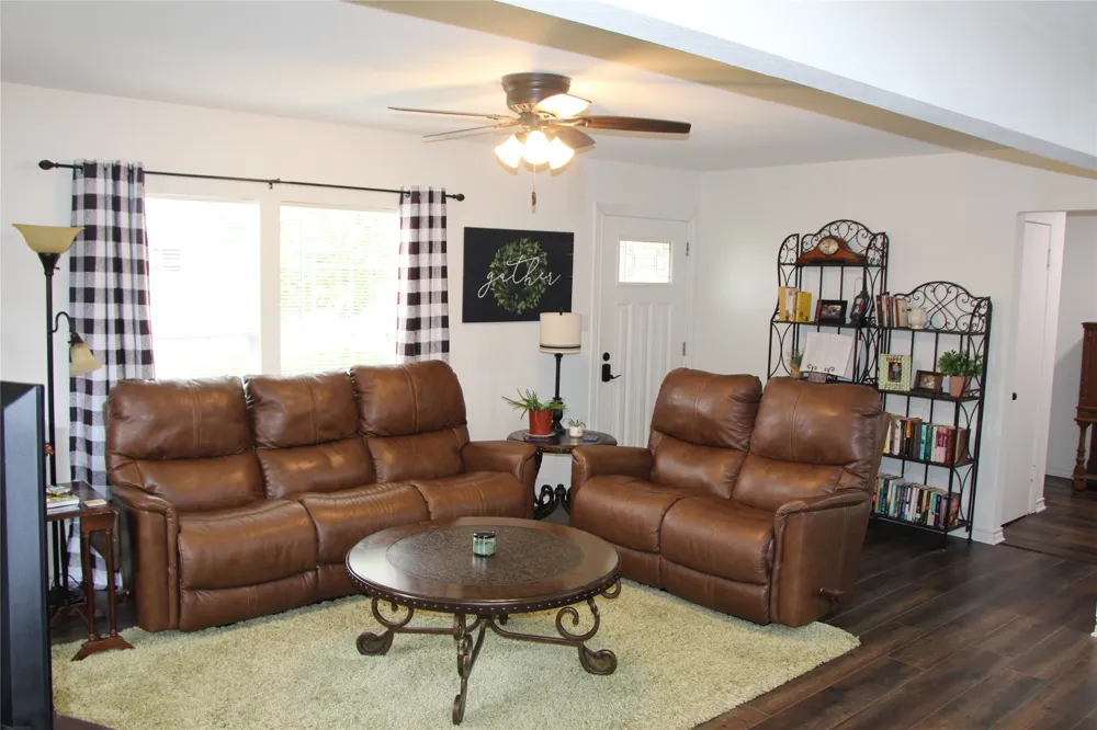 800 Griffin Road Albany, TX 76430