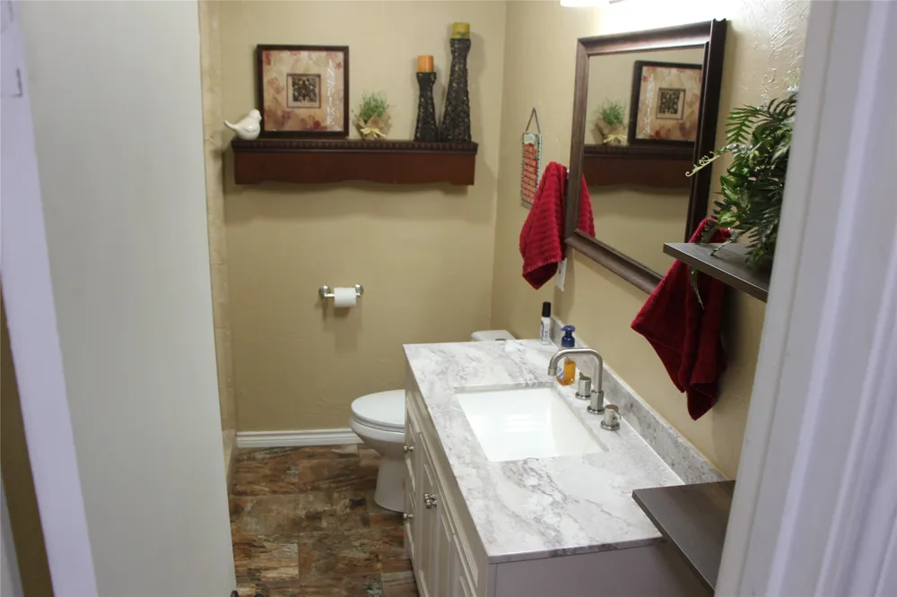 800 Griffin Road Albany, TX 76430