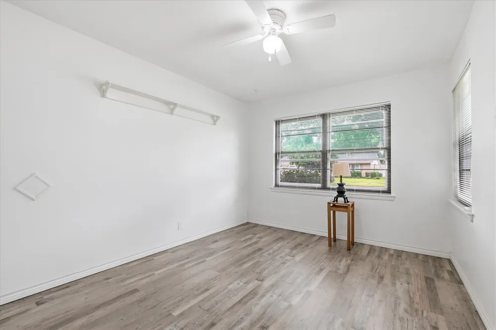 13649 Birchlawn Drive Farmers Branch, TX 75234