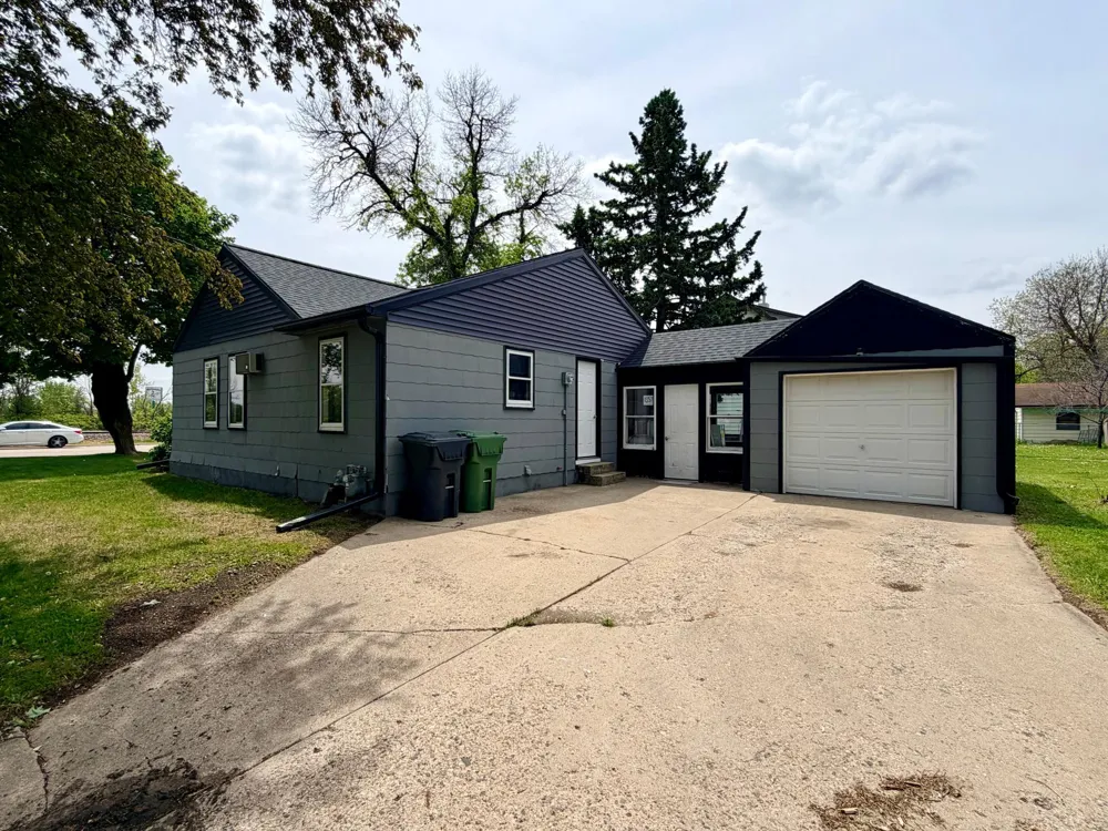 1857 1st Avenue Worthington, MN 56187