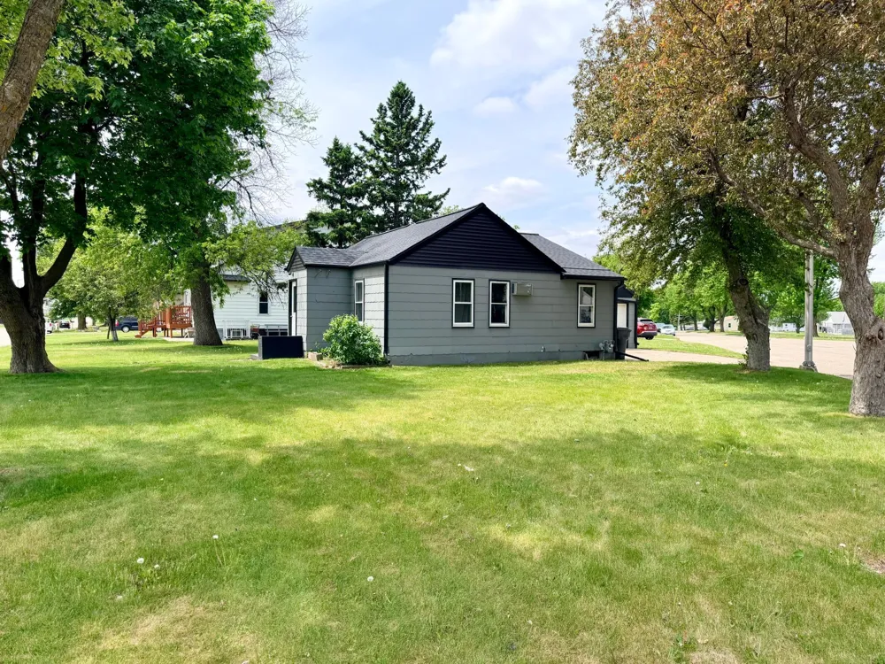 1857 1st Avenue Worthington, MN 56187