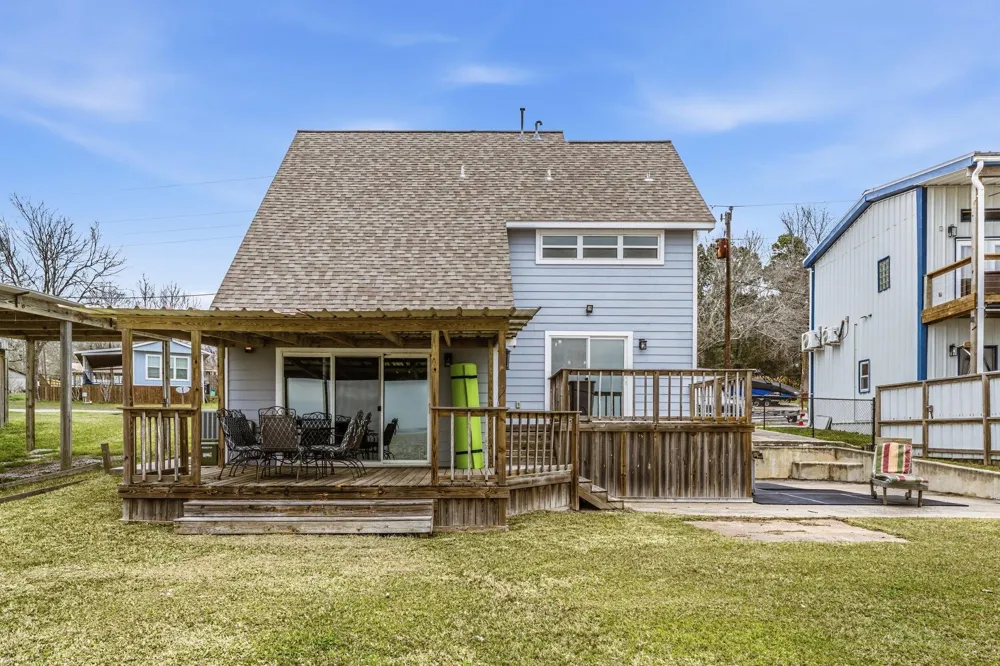 121 Panther Onalaska, TX 77360