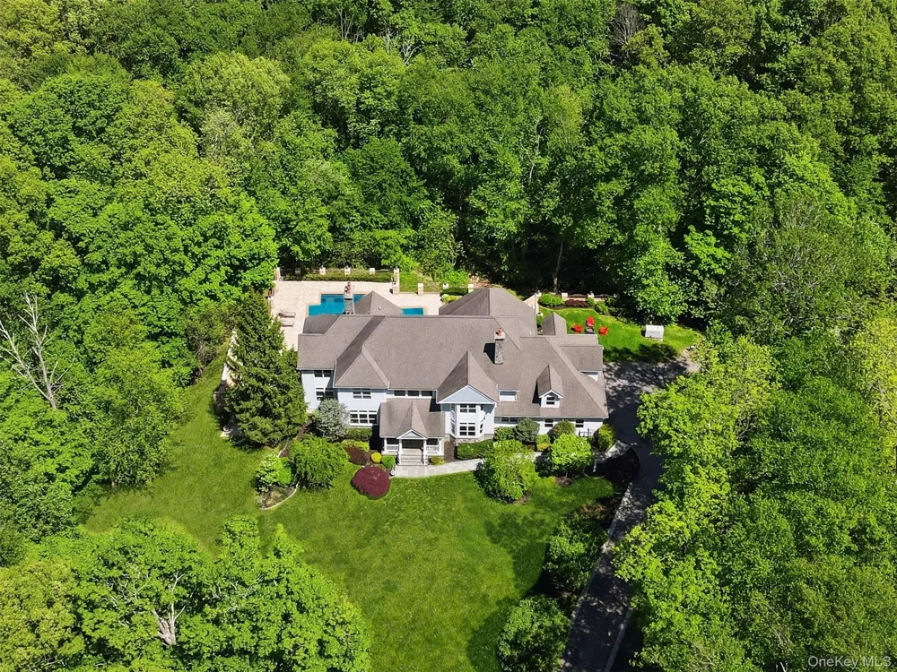 10 Hopes Farm Lane Bedford, NY 10506