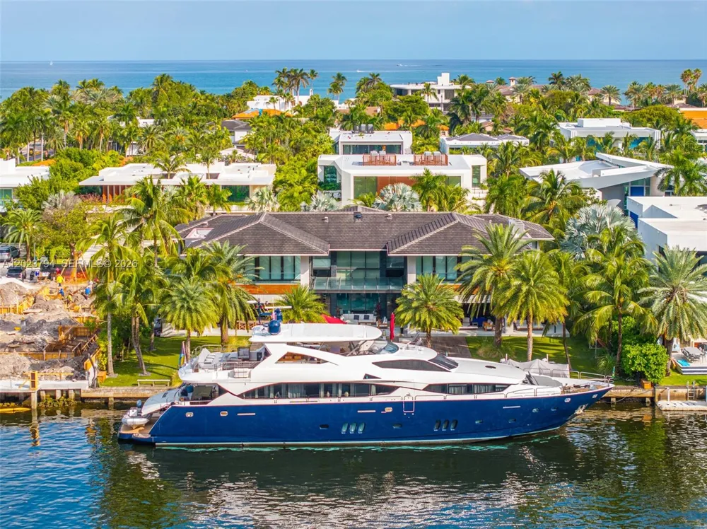 385 Centre Is Golden Beach, FL 33160