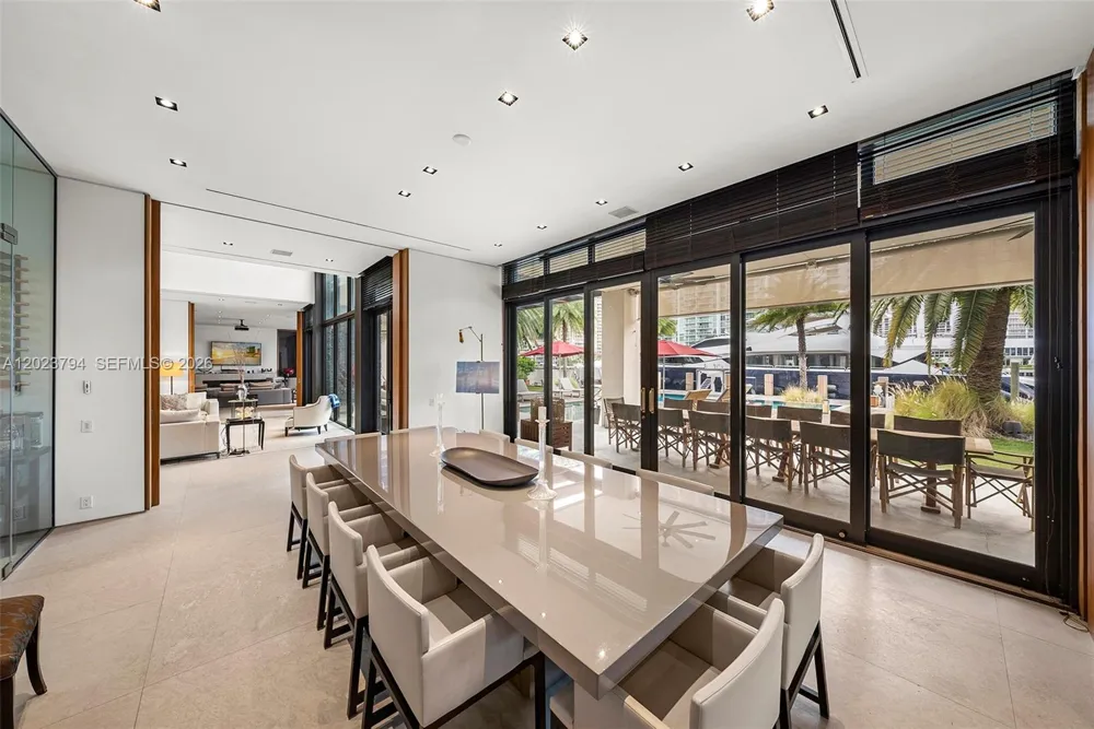 385 Centre Is Golden Beach, FL 33160