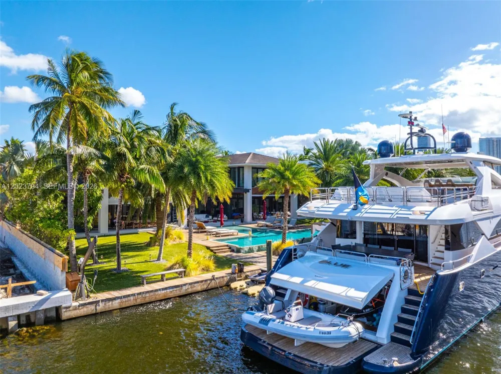 385 Centre Is Golden Beach, FL 33160