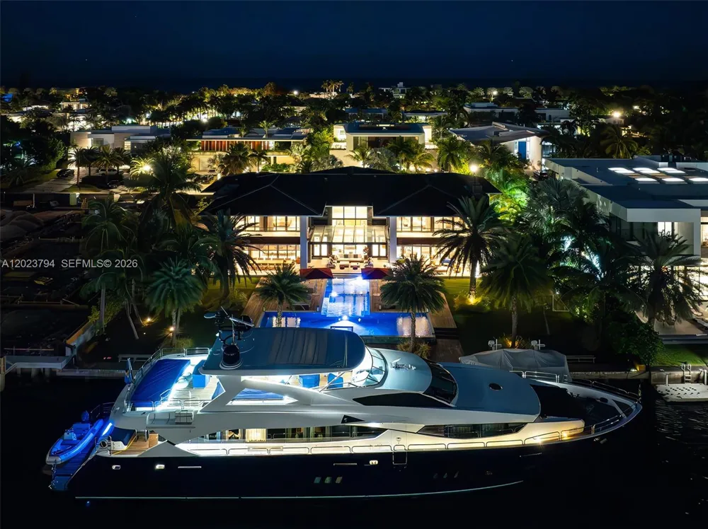 385 Centre Is Golden Beach, FL 33160