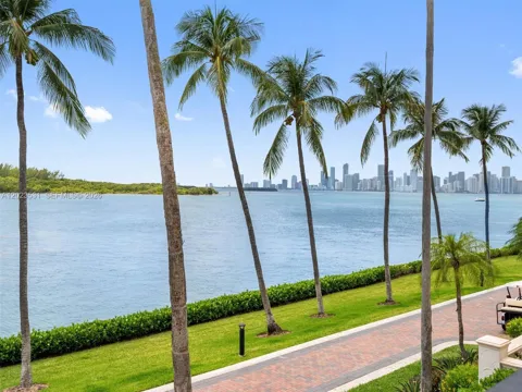 2425 Fisher Island Dr #5205